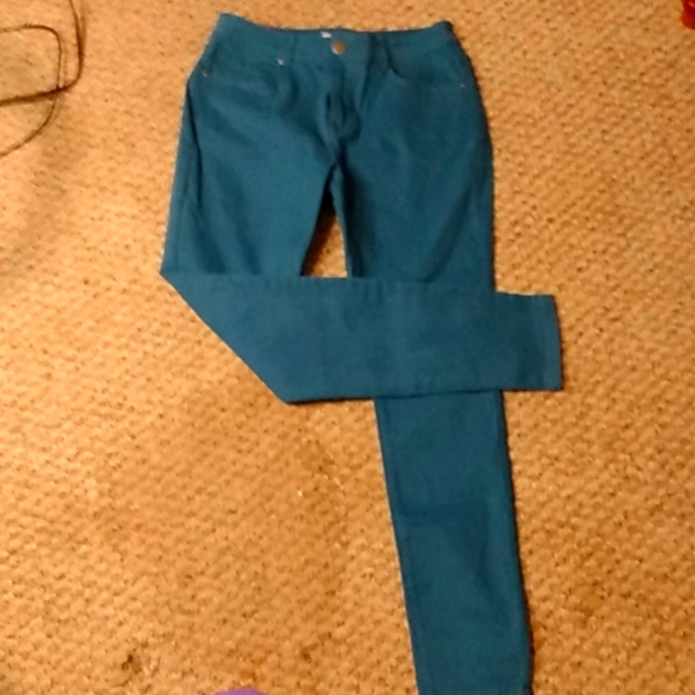 NWOT, LADIES SIZE 12 STRETCH FABRIC JEANS BY K JORDAN